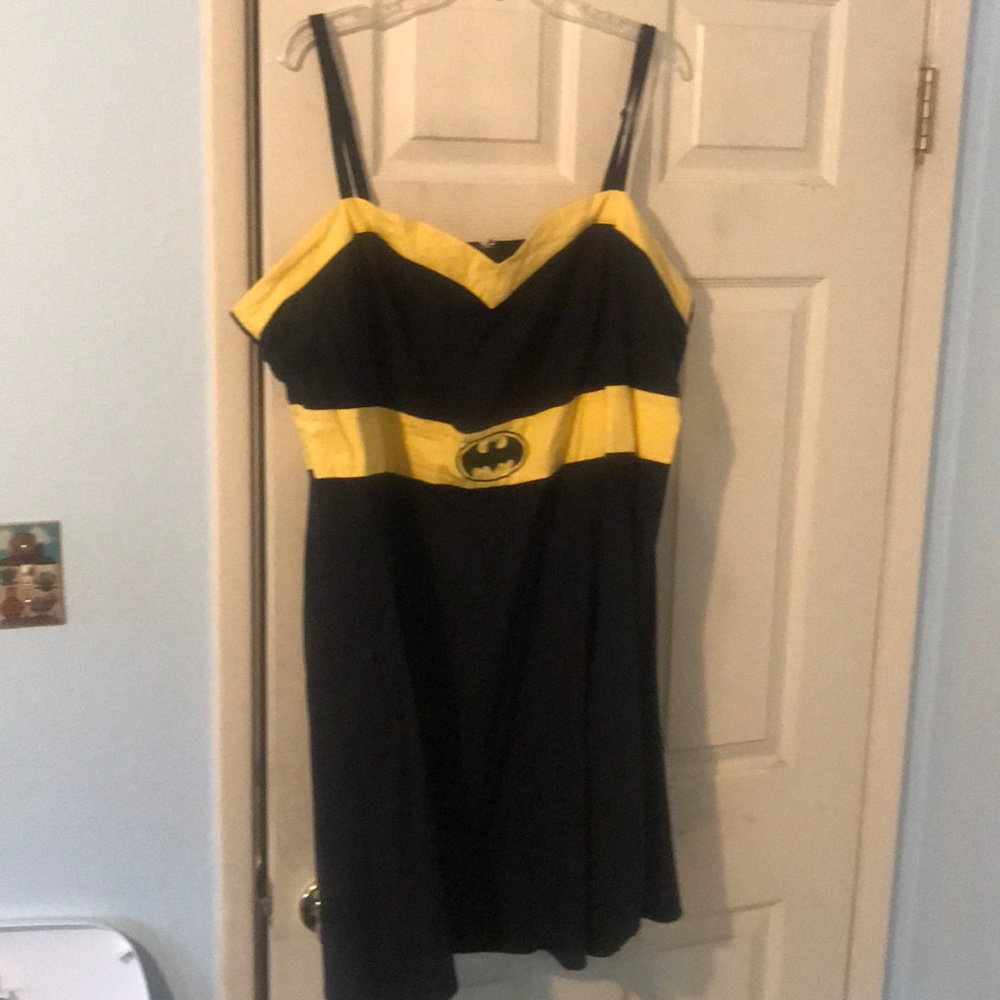 Torrid batman dress size 26